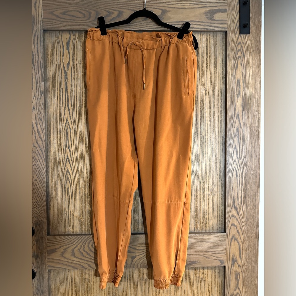 Gibson & Latimer Drawstring Waist Pants